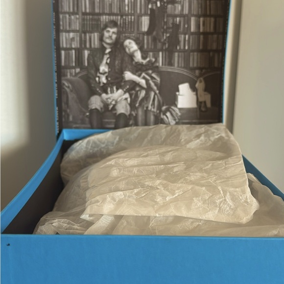 Fleuvog shoes, size 10 women. - Picture 4 of 5